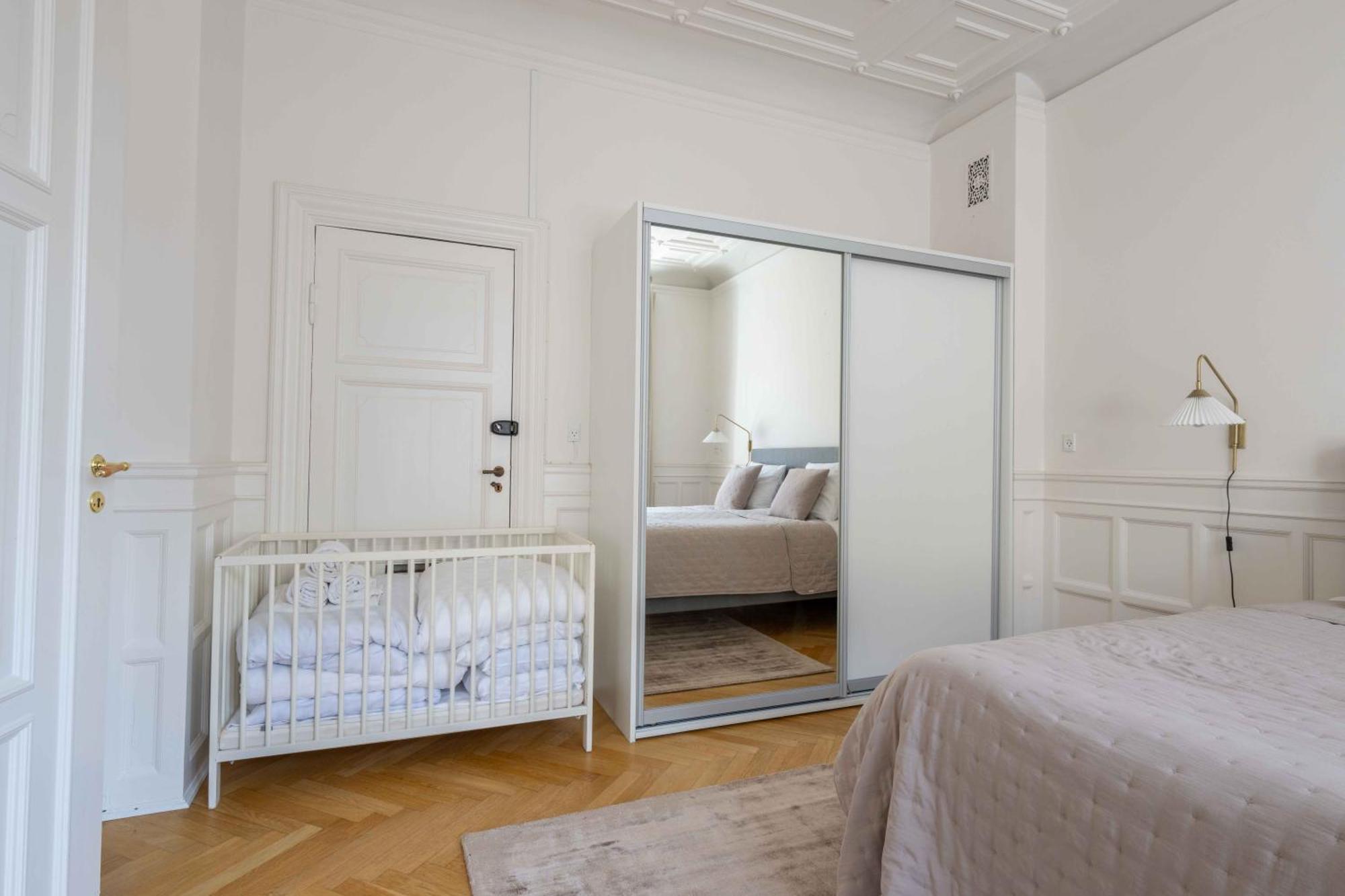 Lovely 3Br Manor Apartment 5 Min From Tivoli Gardens Köpenhamn Exteriör bild