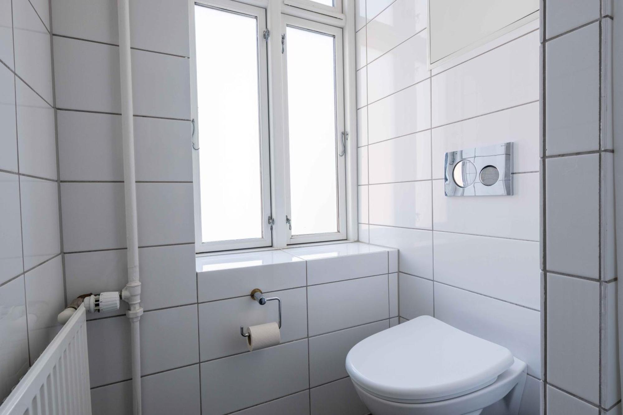 Lovely 3Br Manor Apartment 5 Min From Tivoli Gardens Köpenhamn Exteriör bild